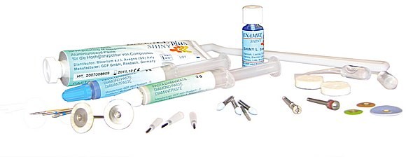 images/stories/virtuemart/product/shinykit